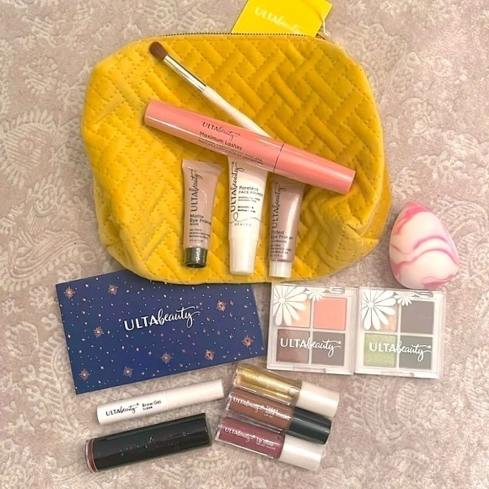 Brand New Ulta Beauty Makeup Bag w/ Eyeshadow Palettes Lip Primer Brush Blender